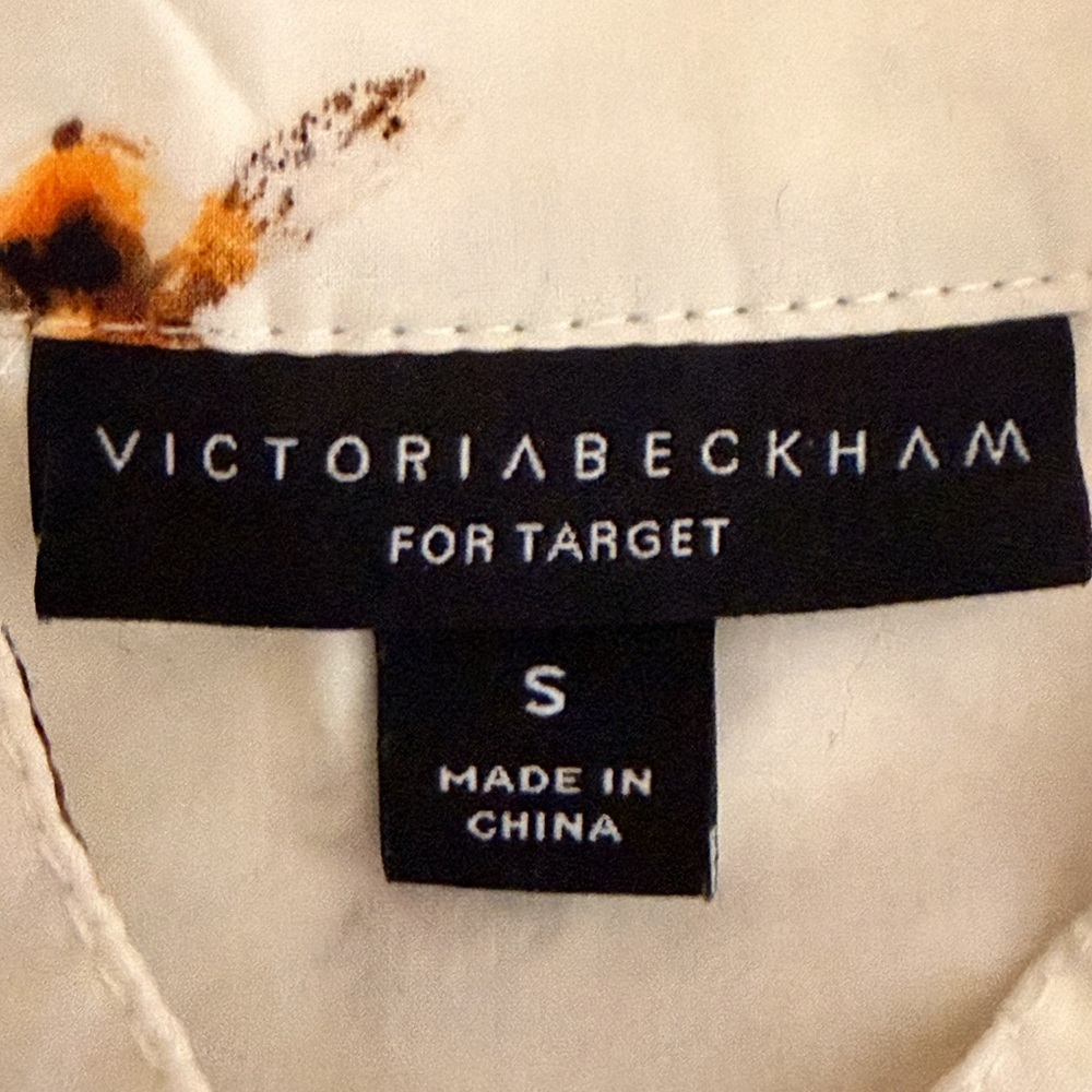 Victoria Beckham Women’s Button-Down  Cream Shirt w/Bumble Bees Print Small - Picture 9 of 11